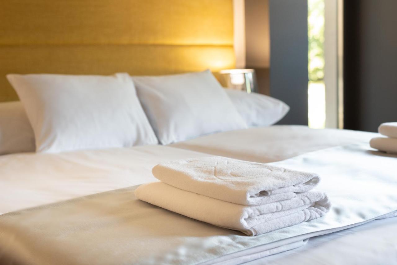 R31 Residence Sarvar Ngoại thất bức ảnh