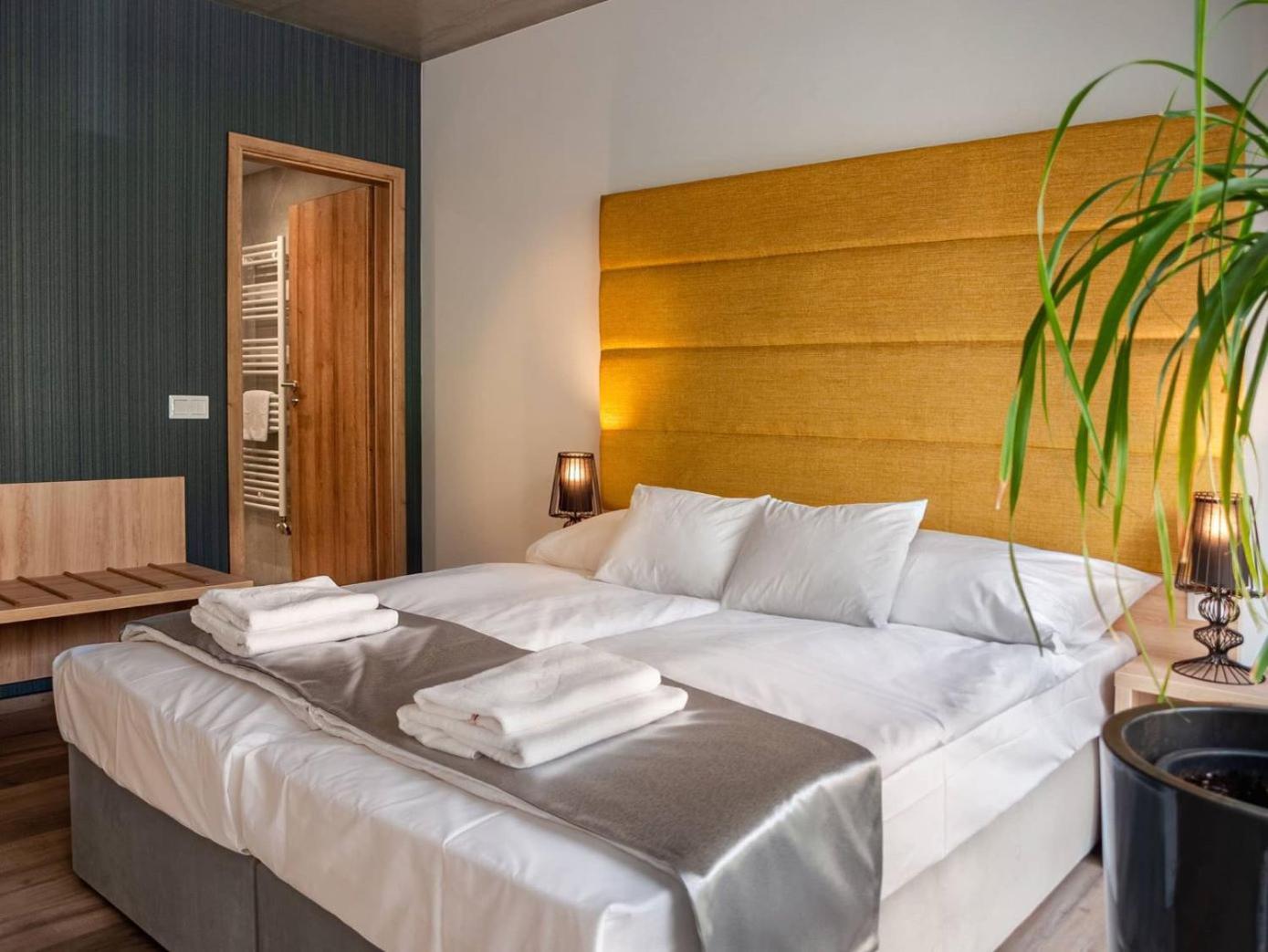 R31 Residence Sarvar Ngoại thất bức ảnh