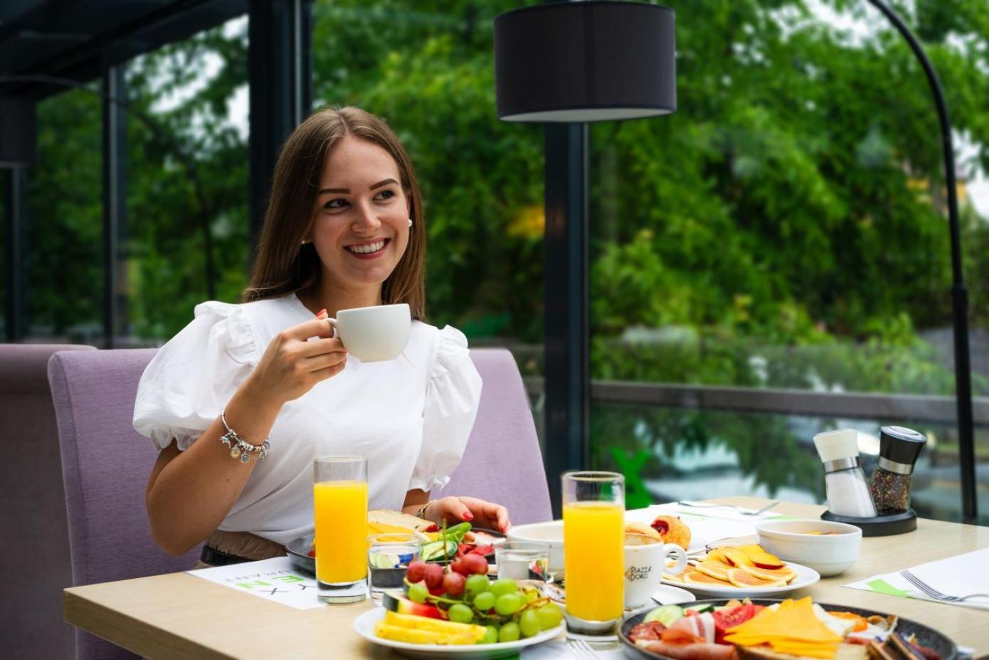R31 Residence Sarvar Ngoại thất bức ảnh